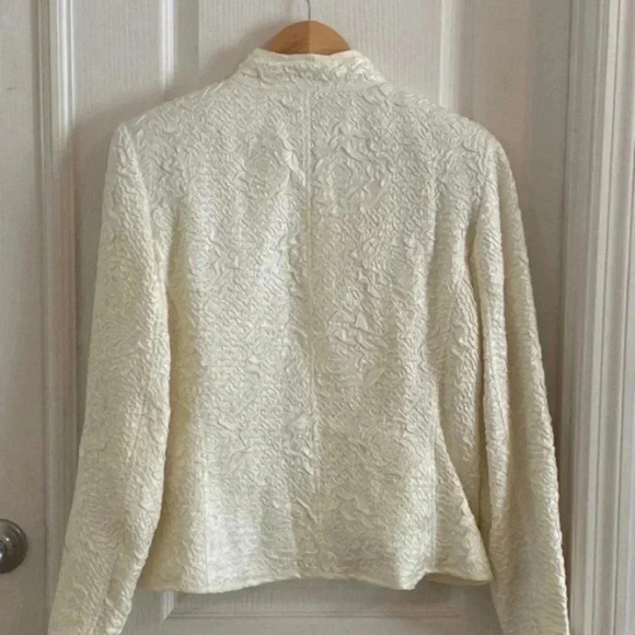 Victor Costa Womens White Gathered Fabric Light Jacket - Picture 6 of 6